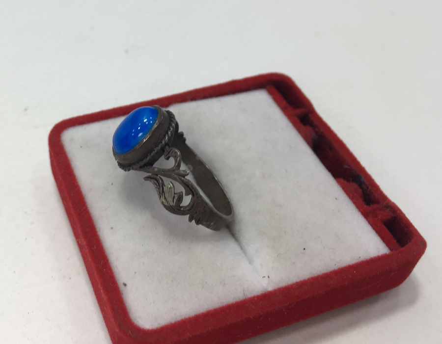 TURKUAZ TAŞLI YANLARI KALEM İŞÇİLİKLİ GÜMÜŞ YÜZÜK