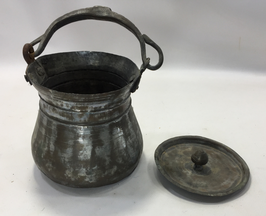 ÜZERİ OSMANLICA YAZILI TUTMACI YILAN FORMUNDA BAKRAÇ