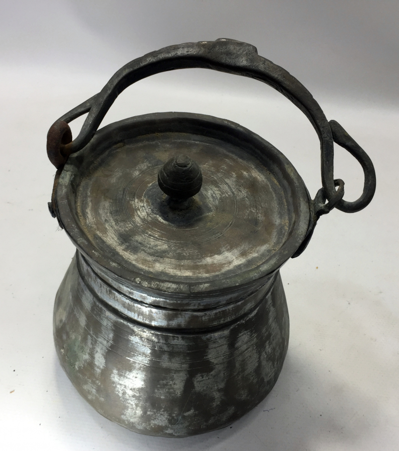 ÜZERİ OSMANLICA YAZILI TUTMACI YILAN FORMUNDA BAKRAÇ