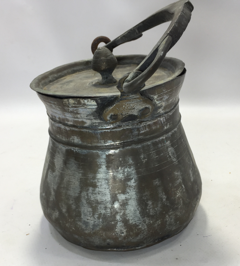 ÜZERİ OSMANLICA YAZILI TUTMACI YILAN FORMUNDA BAKRAÇ