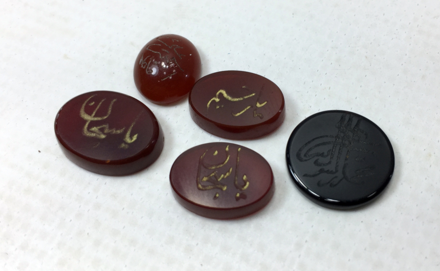 AKİKTEN MAMUL 5 ADET YÜZÜK TAŞI