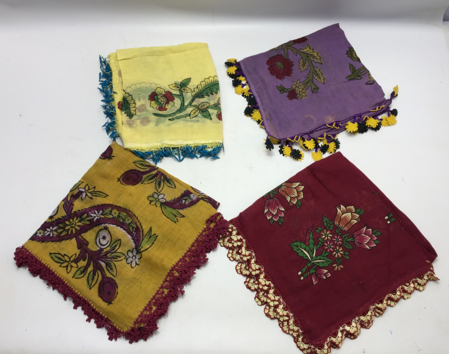 BERGAMA KOZAK YÖRESİ 4 ADET YAZMA - BİRİSİ AY YILDIZLI