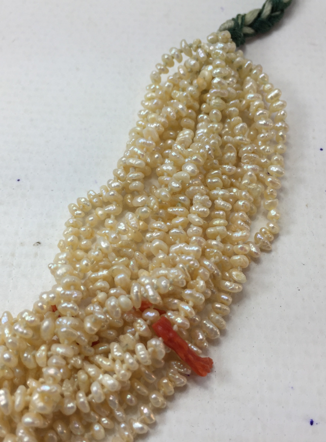 OSMANLI DÖNEMİ MERCANLARLA SÜSLÜ KUM İNCİ GERDANLIK