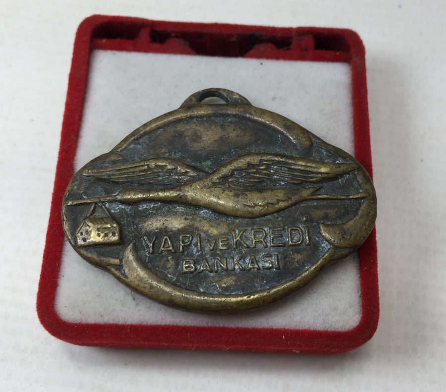 YAPI VE KREDİ BANKASI ANAHTARLIK