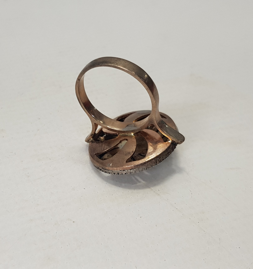 ÇARKIFELEK MOTİFLİ ELMAS YÜZÜK 