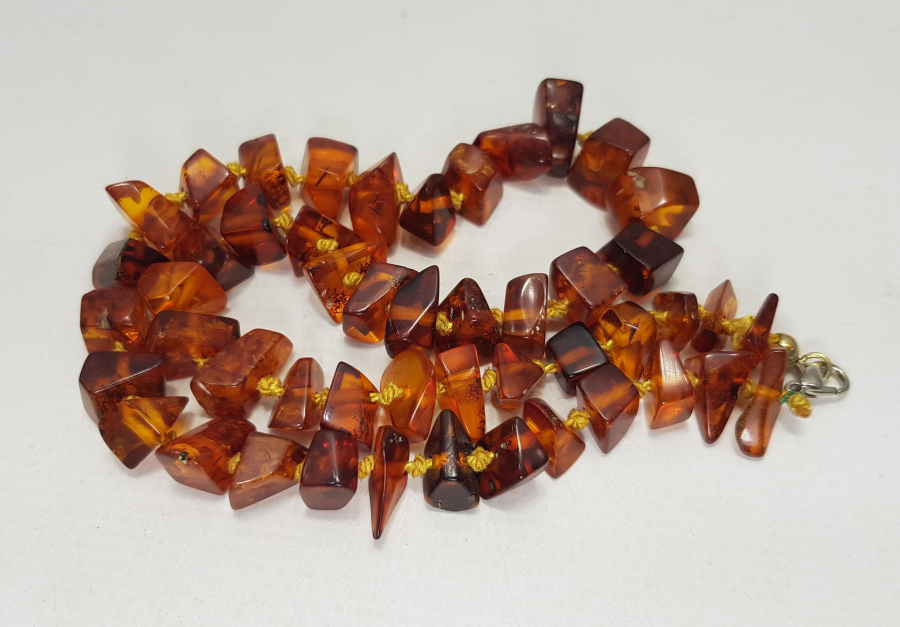 DAMLA KEHRİBAR KOLYE GERDANLIK 