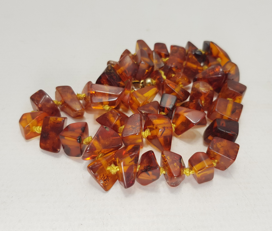 DAMLA KEHRİBAR KOLYE GERDANLIK 