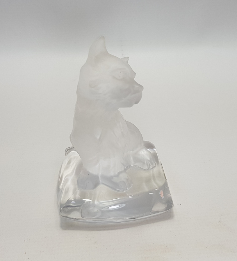 GOEBEL KRİSTAL KÖPEK BİBLOSU 