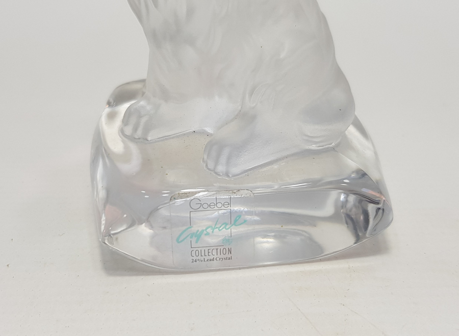 GOEBEL KRİSTAL KÖPEK BİBLOSU 