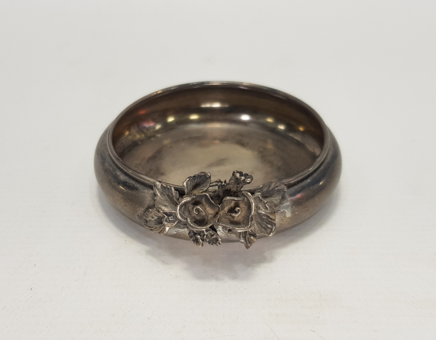 GÜL APLİKELİ GÜMÜŞ İKRAMLIK 