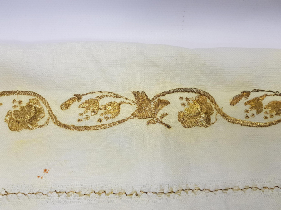 OSMANLI DÖNEMİ SÜLEYMANİYE İŞİ ALTIN SIRMA İŞLEMELİ HAVLU