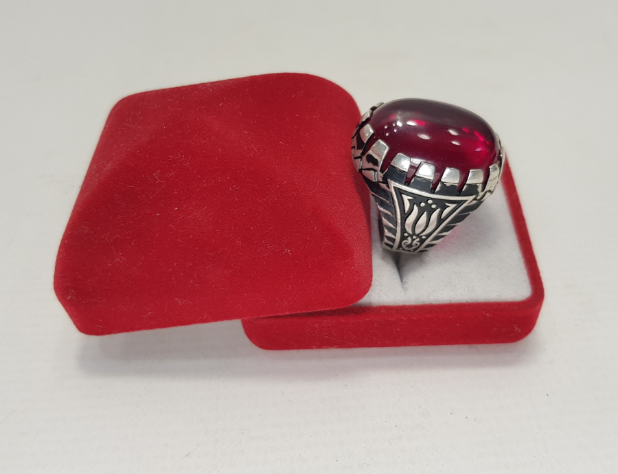 ÖZEL YAPIM BÜYÜK YAKUT TAŞLI GÜMÜŞ YÜZÜK