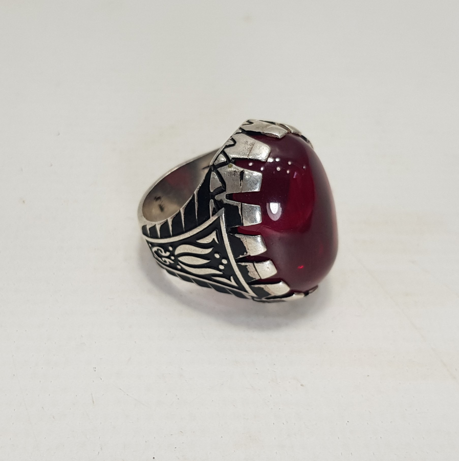 ÖZEL YAPIM BÜYÜK YAKUT TAŞLI GÜMÜŞ YÜZÜK