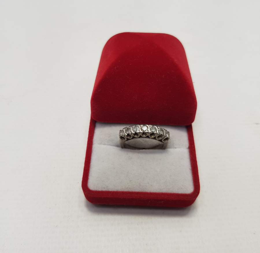 YEDİTAŞ PIRLANTA YÜZÜK