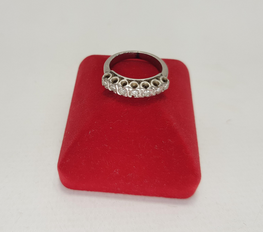 YEDİTAŞ PIRLANTA YÜZÜK