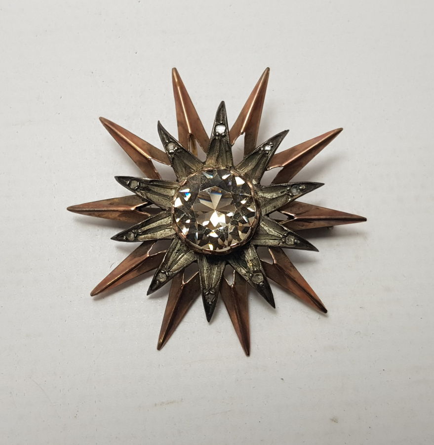 OSMANLI DÖNEMİ ELMASLARLA SÜSLÜ SİTRİN TAŞLI ALTIN BROŞ 