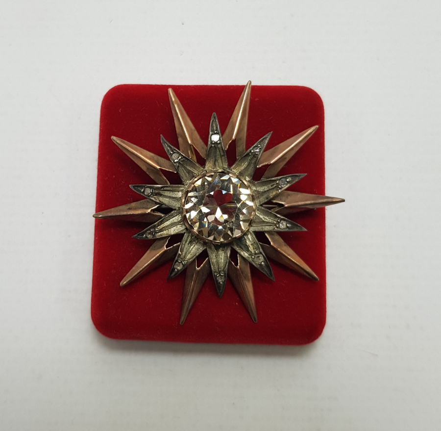 OSMANLI DÖNEMİ ELMASLARLA SÜSLÜ SİTRİN TAŞLI ALTIN BROŞ 