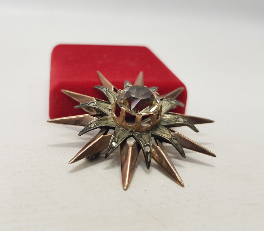 OSMANLI DÖNEMİ ELMASLARLA SÜSLÜ SİTRİN TAŞLI ALTIN BROŞ 