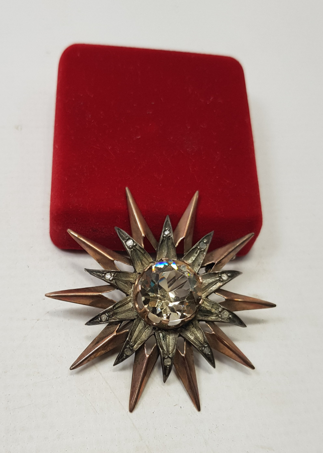 OSMANLI DÖNEMİ ELMASLARLA SÜSLÜ SİTRİN TAŞLI ALTIN BROŞ 