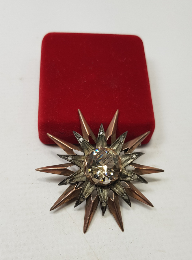 OSMANLI DÖNEMİ ELMASLARLA SÜSLÜ SİTRİN TAŞLI ALTIN BROŞ 