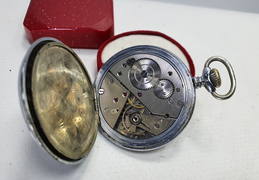 1940 LARDAN İSVİÇRE'NİN DEVLET DEMİR YOLLARI İÇİN ÖZEL YAPTIĞI KURMALI CEP SAATİ