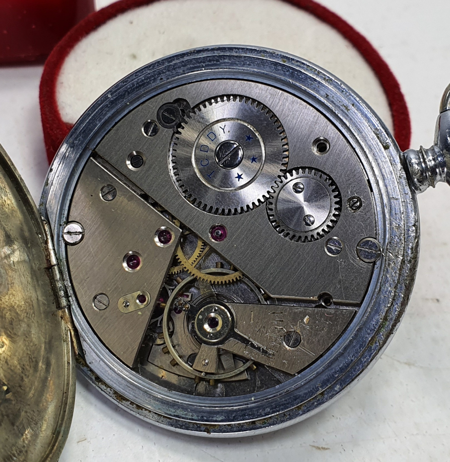 1940 LARDAN İSVİÇRE'NİN DEVLET DEMİR YOLLARI İÇİN ÖZEL YAPTIĞI KURMALI CEP SAATİ