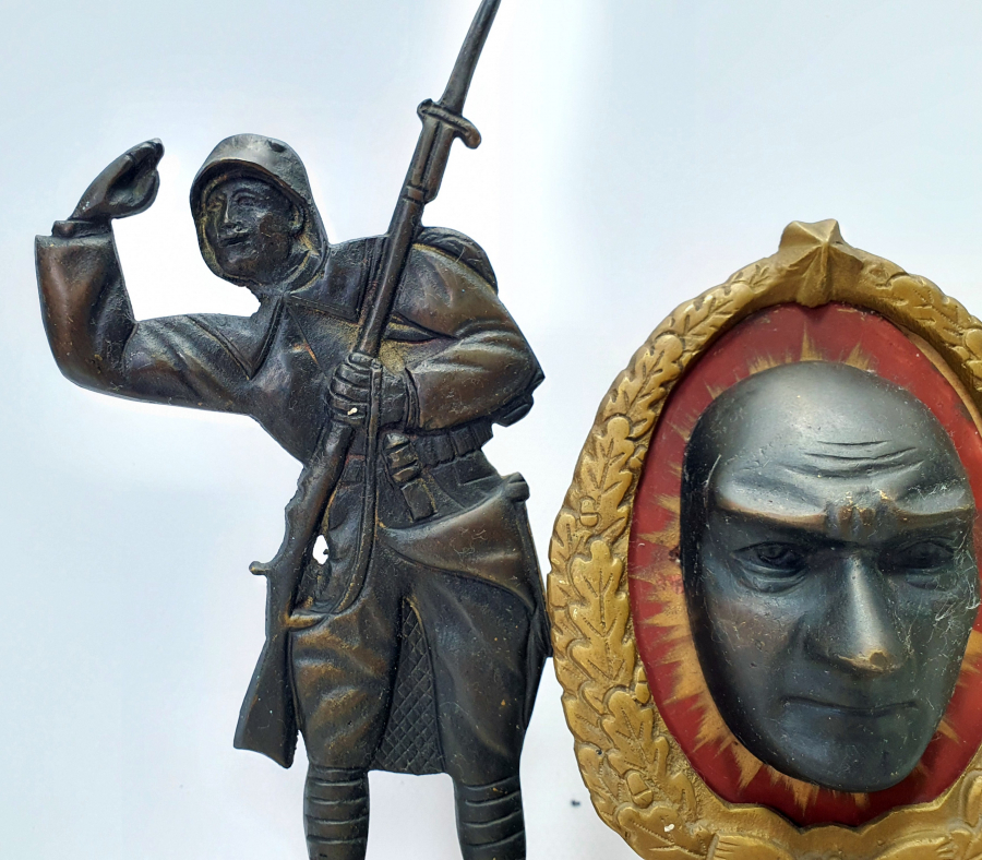 BÜYÜK BOY NADİR TÜRK GÜCÜ MASA ÜSTÜ OBJESİ