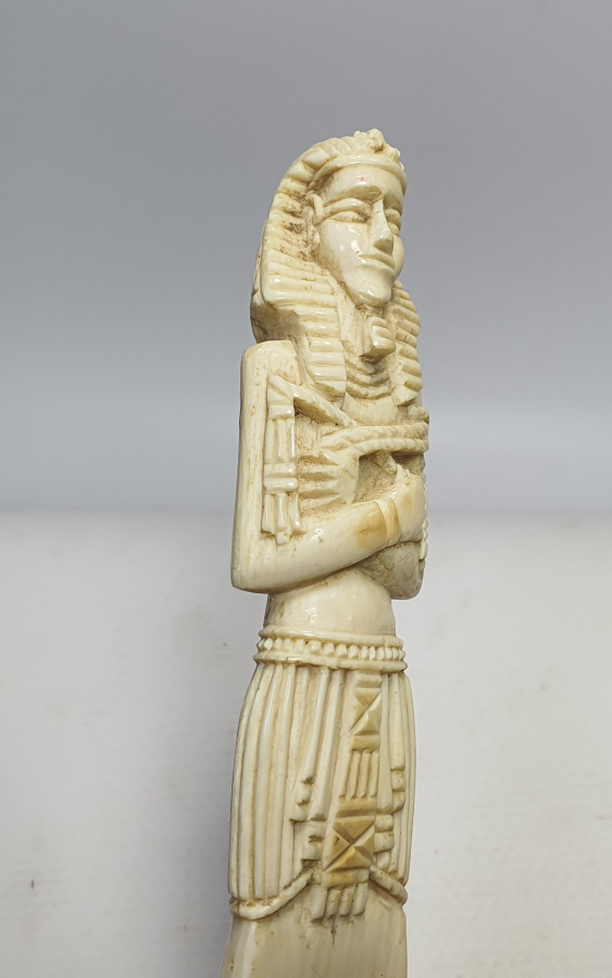 FİL DİŞİNDEN MAMUL BÜYÜK BOY AYAKKABI ÇEKECEĞİ