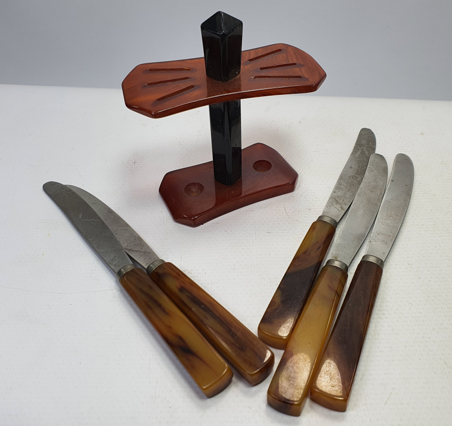 KATALİNDEN MAMUL BIÇAK SETİ VE KATALİN STANDI