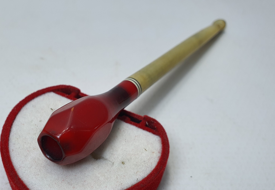 OSMANLI DÖNEMİ SIKMA KEHRİBAR UÇLU SİGARA AĞIZLIĞI