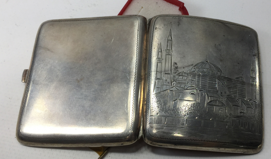 ÜZERİ AYASOFYA GÖRSELLİ OSMANLI DÖNEMİ KALEM İŞÇİLİKLİ GÜMÜŞ SİGARA TABAKASI