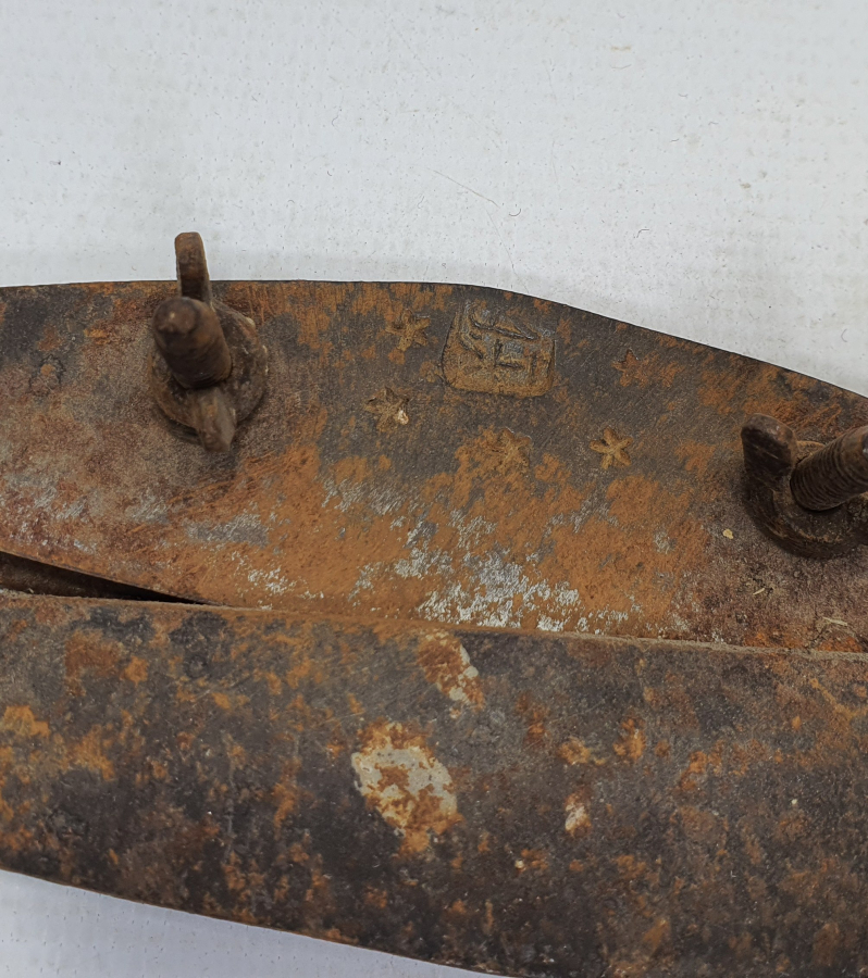 ÜZERİ OSMANLICA YAZILI HALI MAKASI