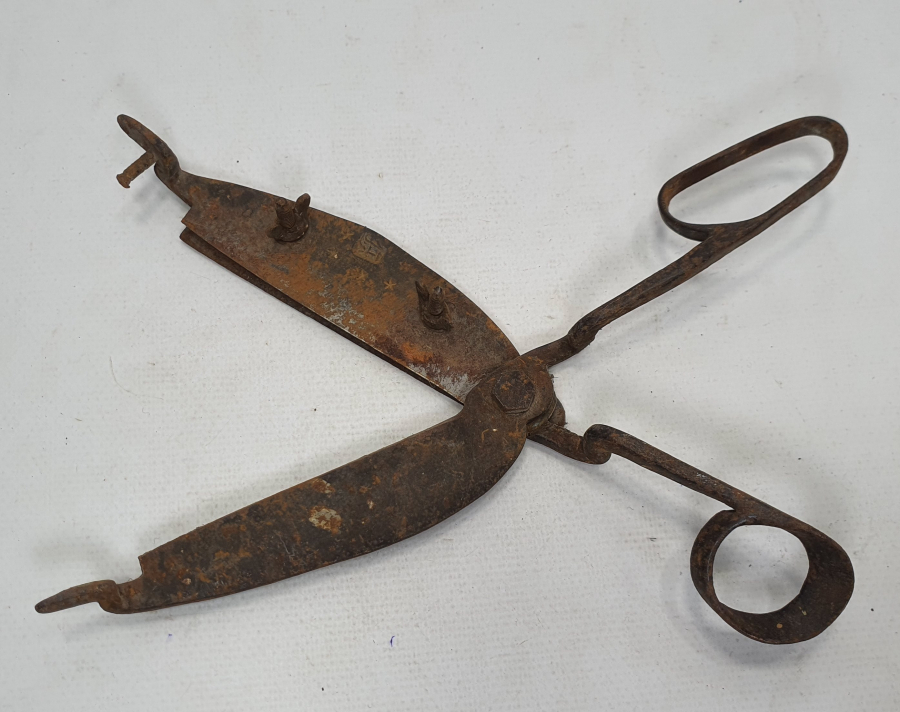 ÜZERİ OSMANLICA YAZILI HALI MAKASI