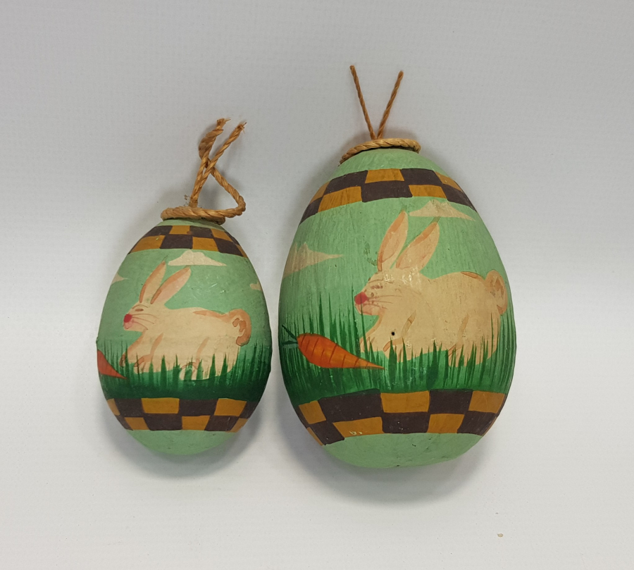 EL BOYAMA TAVŞAN RESİMLİ BİR ÇİFT AHŞAP PASKALYA YUMURTASI