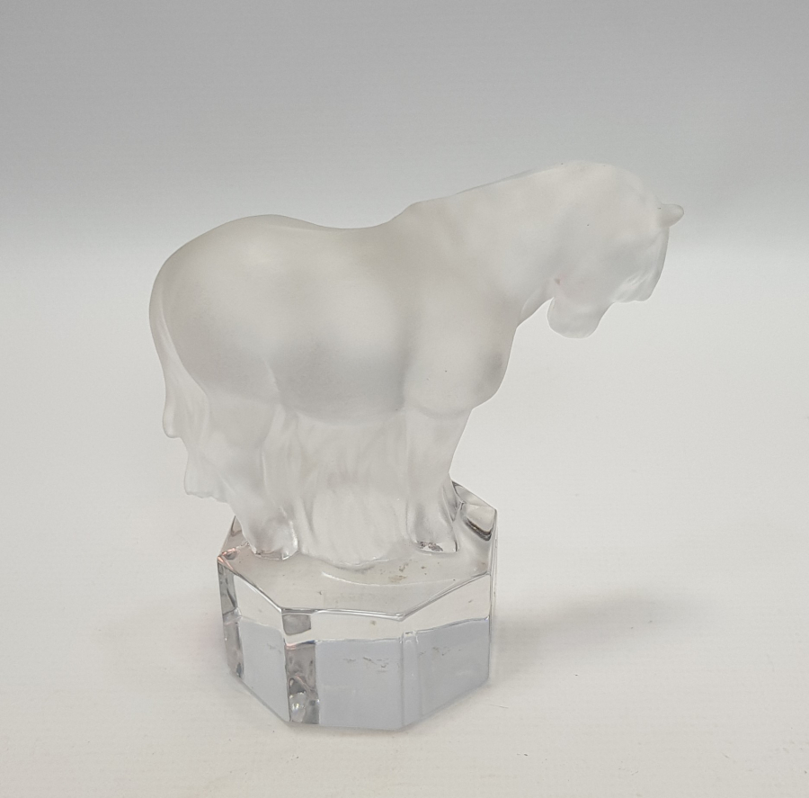 GOEBEL KRİSTAL AT BİBLOSU 