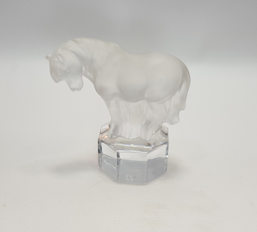 GOEBEL KRİSTAL AT BİBLOSU 