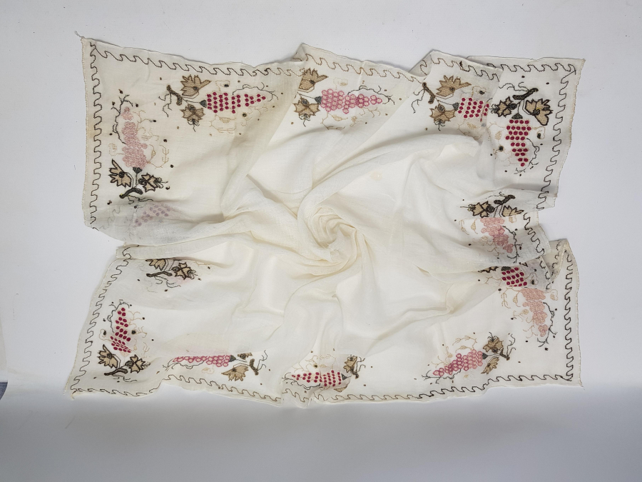 OSMANLI DÖNEMİ ÜZÜM DESENLİ ÇEVRE 