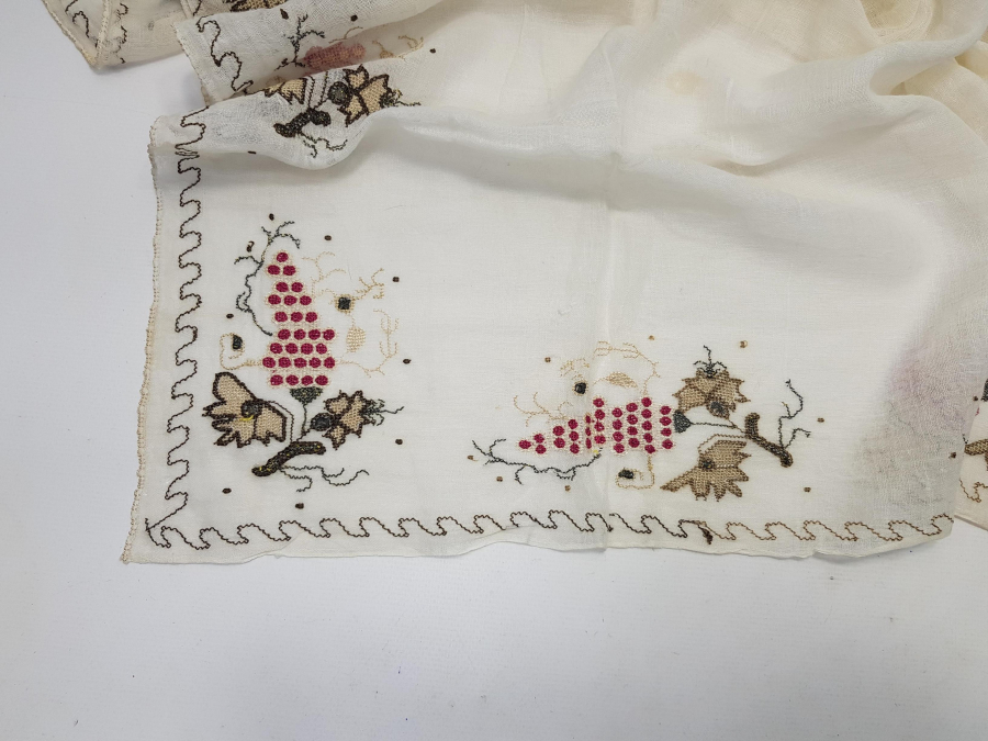 OSMANLI DÖNEMİ ÜZÜM DESENLİ ÇEVRE 