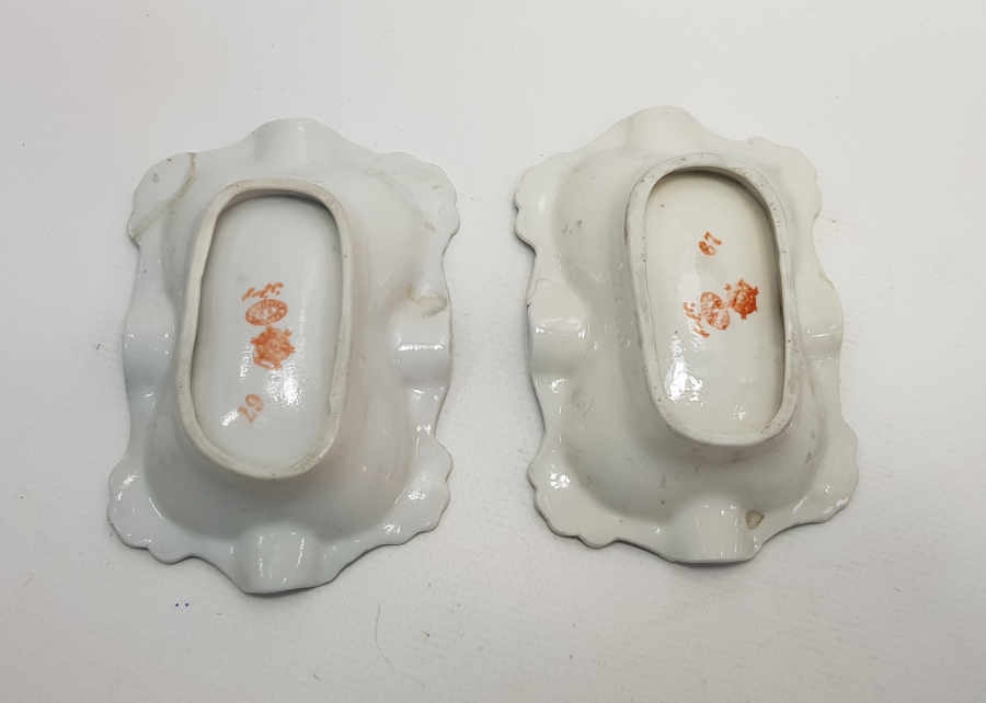 OSMANLICA DAMGALI BİR ÇİFT KUZNETSOV KÜL TABLASI 