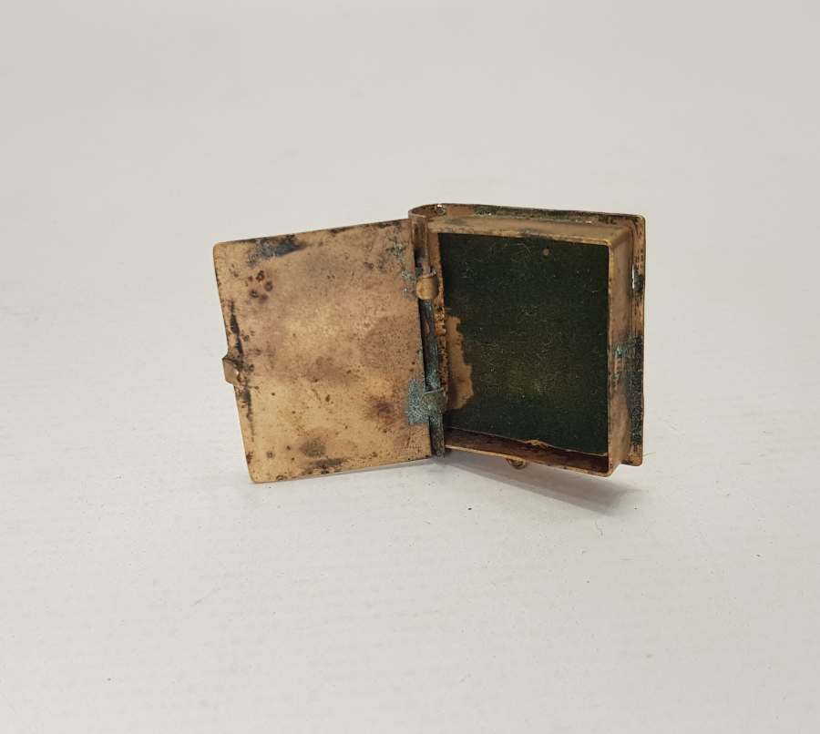 SEDEFLİ MUSHAF KUTUSU 