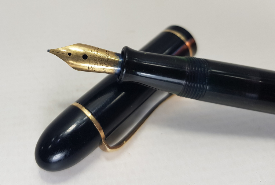 TAYLORIX MARKA 14 K ALTIN UÇLU DOLMA KALEM 