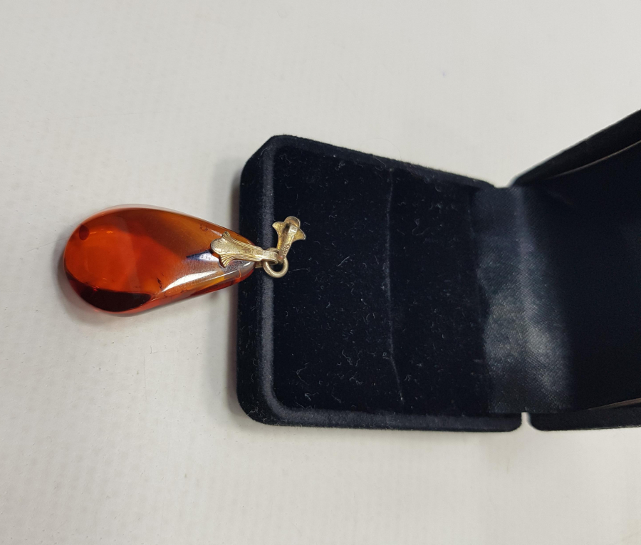 DAMLA KEHRİBAR KOLYE UCU 