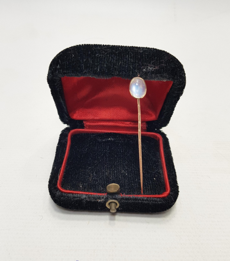 OPAL TAŞLI ALTIN BROŞ