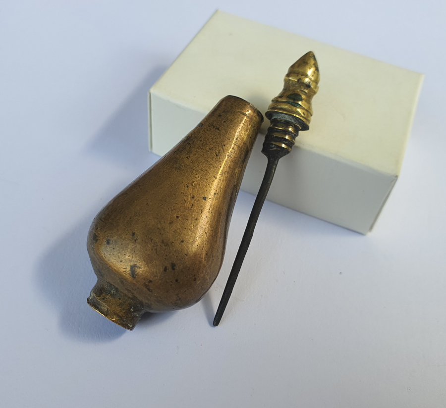 1800 BAŞLARI OSMANLI DÖNEMİ BRONZDAN MAMUL SÜRMELİK