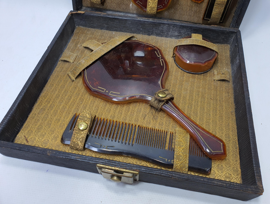 BAĞADAN MAMUL (CARETTA CARETTA KABUĞU) SEYAHAT TAKIMI