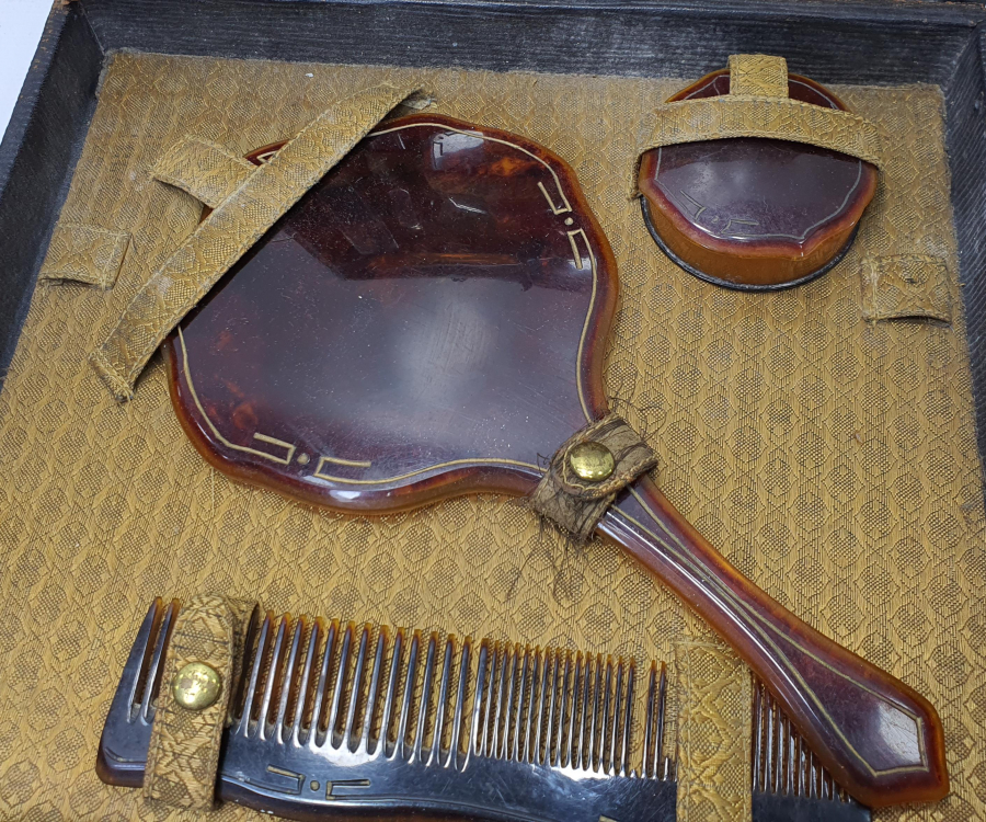 BAĞADAN MAMUL (CARETTA CARETTA KABUĞU) SEYAHAT TAKIMI