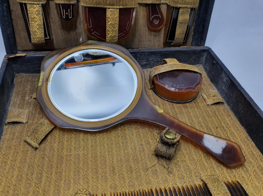 BAĞADAN MAMUL (CARETTA CARETTA KABUĞU) SEYAHAT TAKIMI