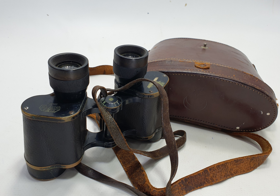 CUMHURİYET BAŞLARI AY YILDIZLI KUTUSUNDA SUBAY DÜRBÜNÜ