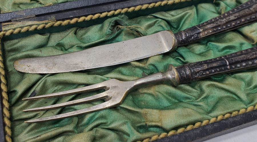 KUTUSUNDA NADİR GÜMÜŞ JOKEY SEYAHAT BALIK ÇATAL BIÇAĞI