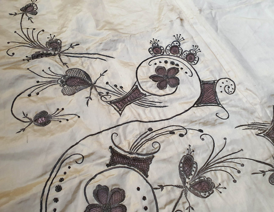 OSMANLI DÖNEMİ GÜMÜŞ İŞLEMELİ GELİN BOHÇASI